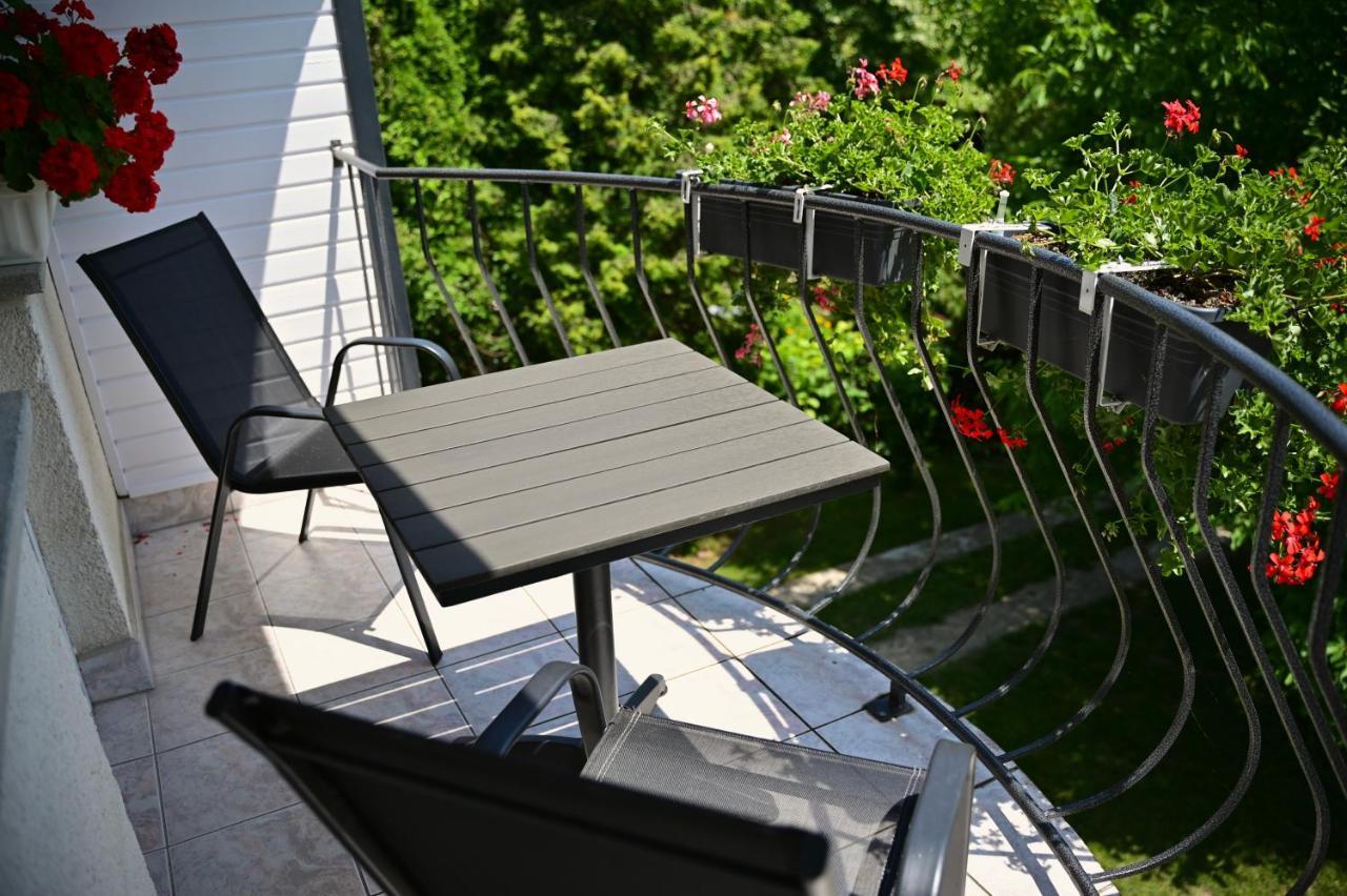 Villa Terrazza Balatongyorok Luaran gambar