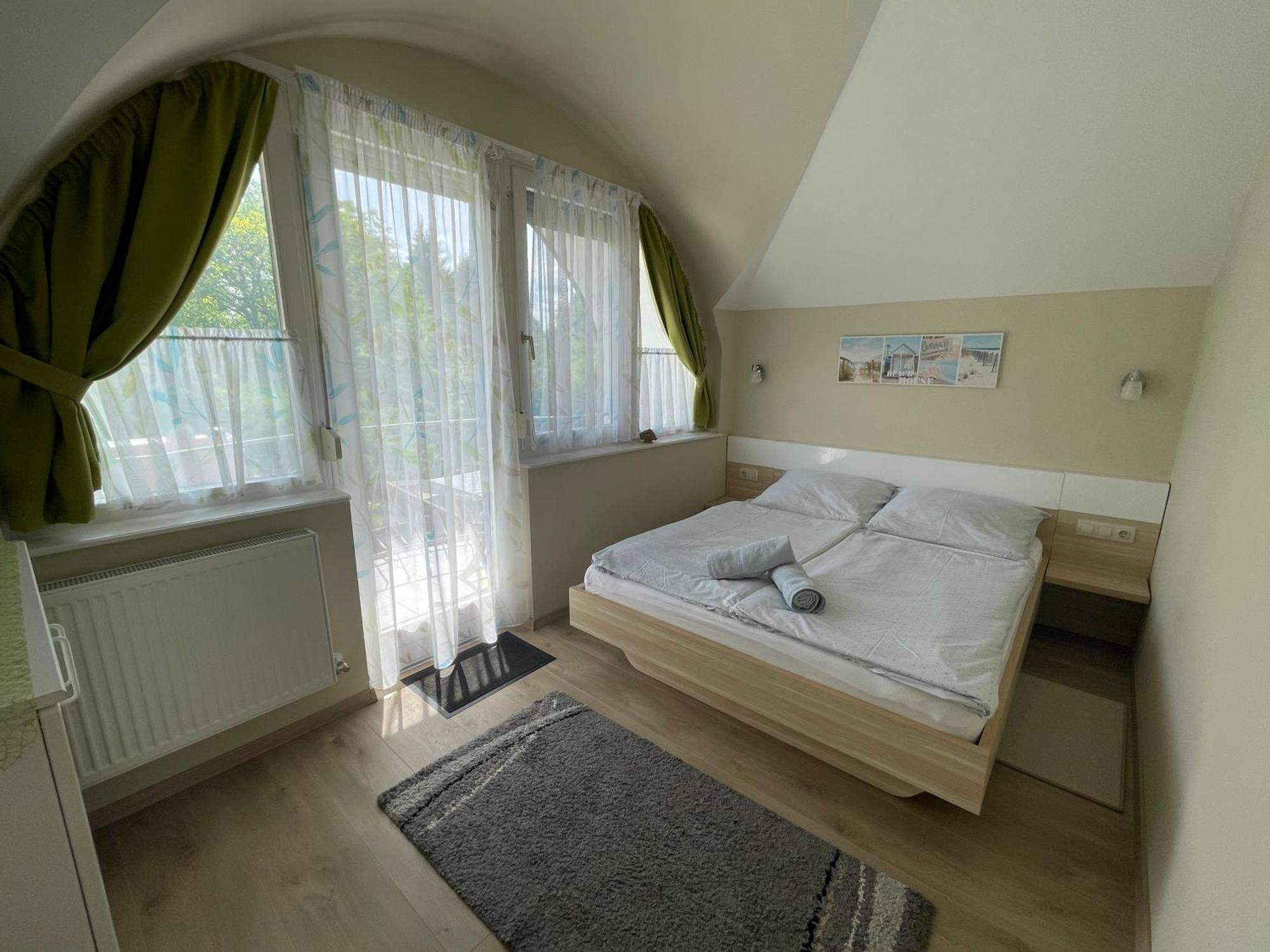 Villa Terrazza Balatongyorok Luaran gambar