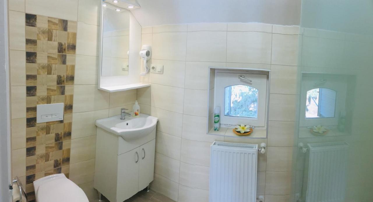 Villa Terrazza Balatongyorok Luaran gambar